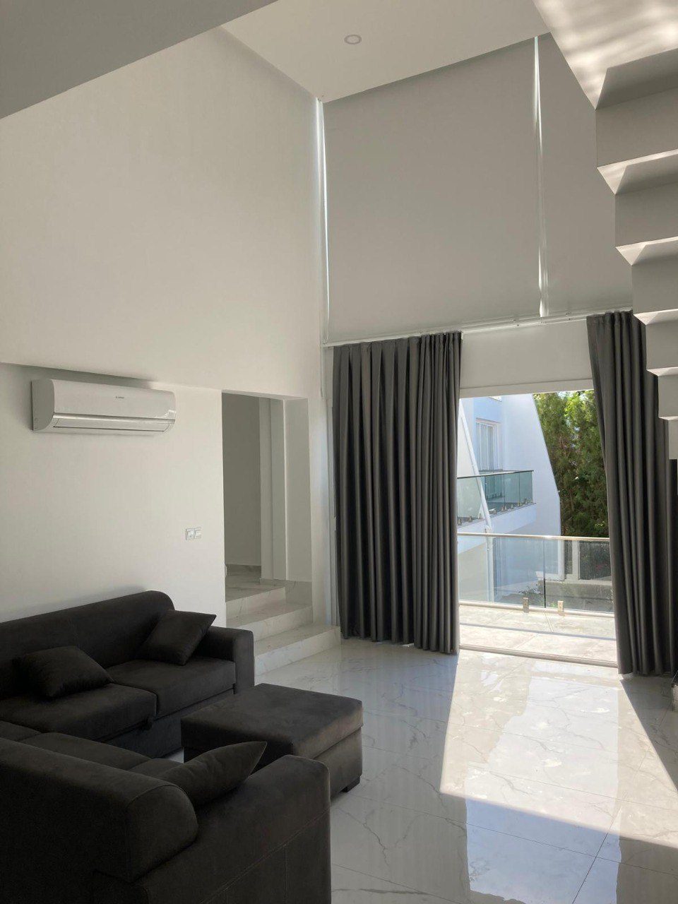 Coliseum Court — фото 2